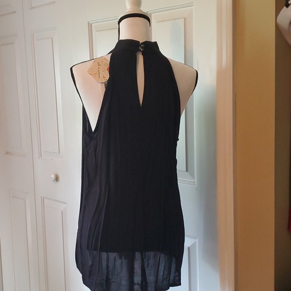 SELF ESTEEM sleeveless top - Picture 6 of 6